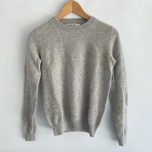 EVERLANE light gray cashmere sweater.  Size XS